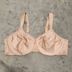 Wacoal Women's Bodysuede Underwire Bra Size 40C Beige 85185
